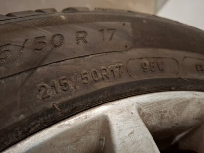 829043 - Image 8