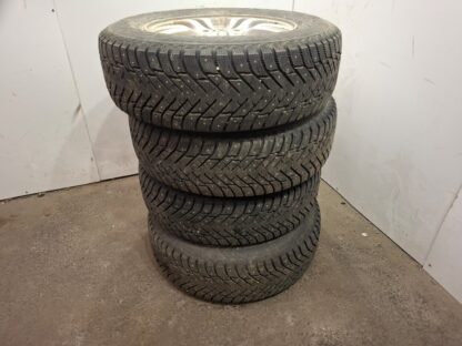 835023 - Image 3