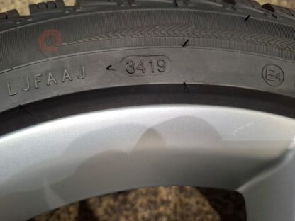 835011 - Image 7