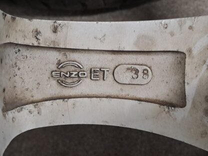 835059 - Image 9