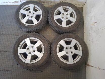 835183 - Image 4