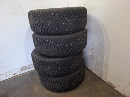 835185 - Image 3