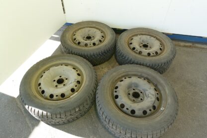 835058 - Image 3