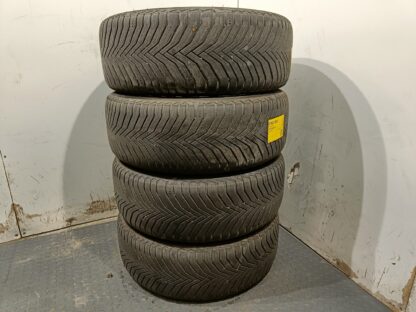 834204 - Image 3