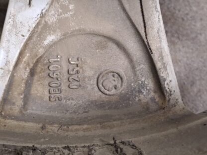 835299 - Image 10