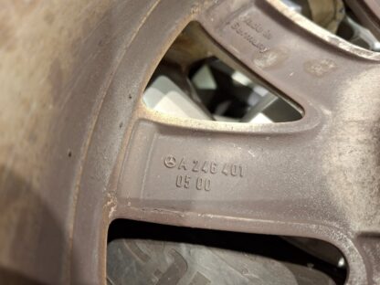 835599 - Image 3
