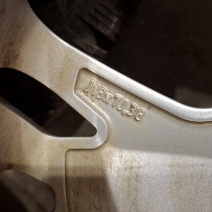 835617 - Image 9