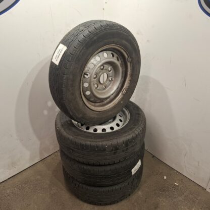 835622