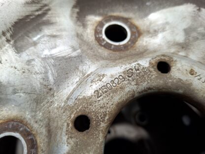 835941 - Image 4