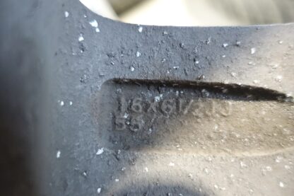 835433 - Image 9