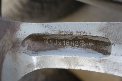 835440 - Image 9