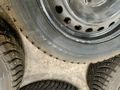 835233 - Image 7