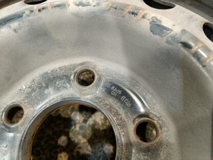 835261 - Image 9