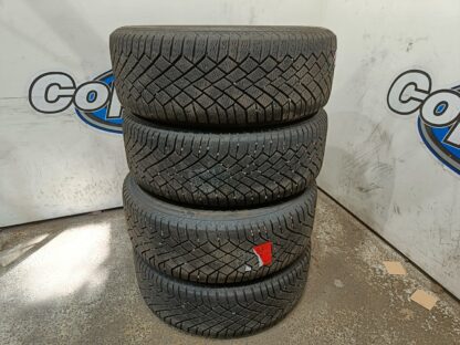 835271 - Image 3