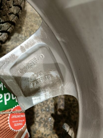 835402 - Image 9