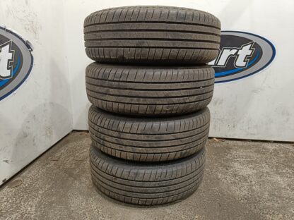 835701 - Image 3
