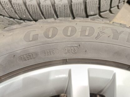 835753 - Image 5