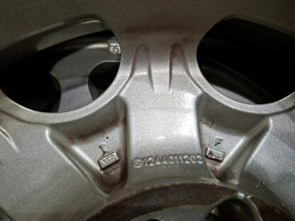 837219 - Image 4