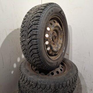 837942