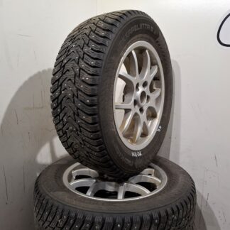 838433