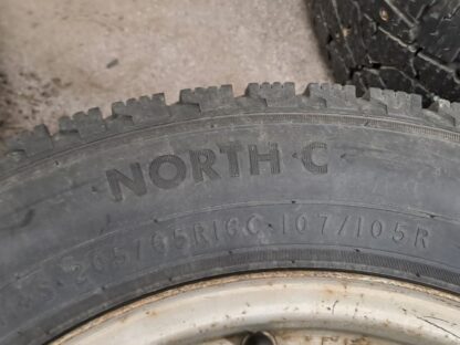 838657 - Image 7