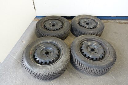 838313 - Image 3