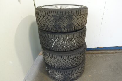 838318 - Image 3