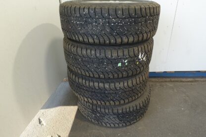 838413 - Image 3