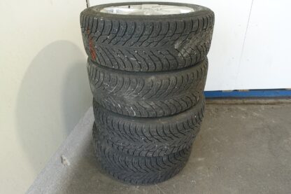 838437 - Image 3