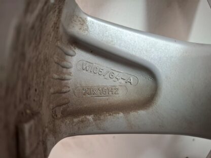 839239 - Image 10