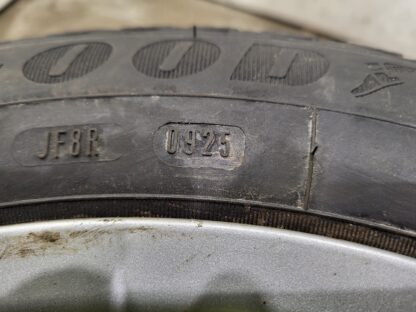 839403 - Image 4