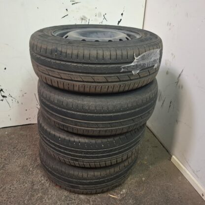 839922 - Image 3