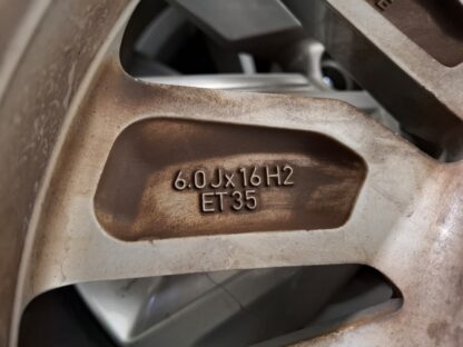 840542 - Image 11