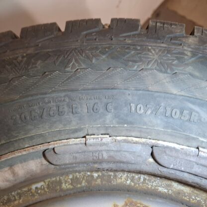 840653 - Image 7