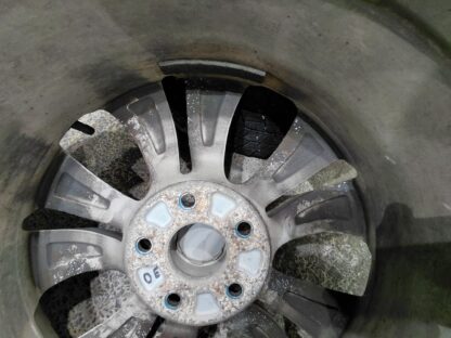 841153 - Image 7