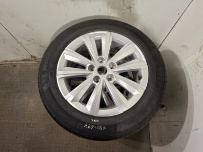 841177 - Image 3