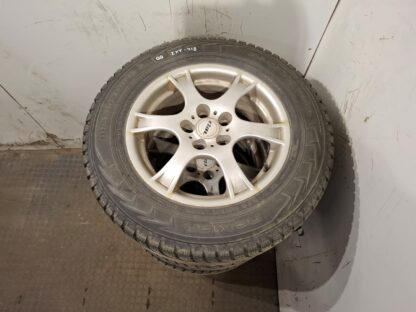 841302 - Image 3