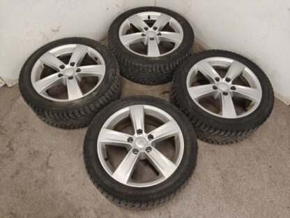 839579 - Image 4