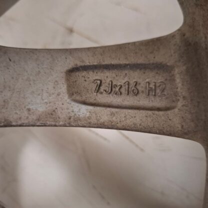 842207 - Image 4