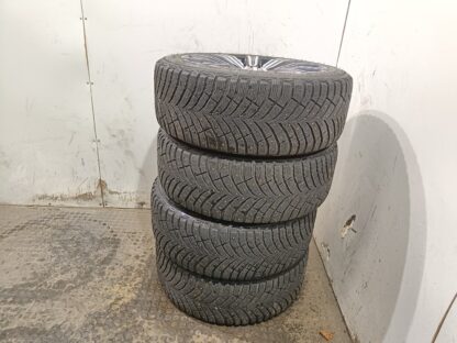 842186 - Image 3