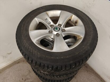 843007 - Image 2