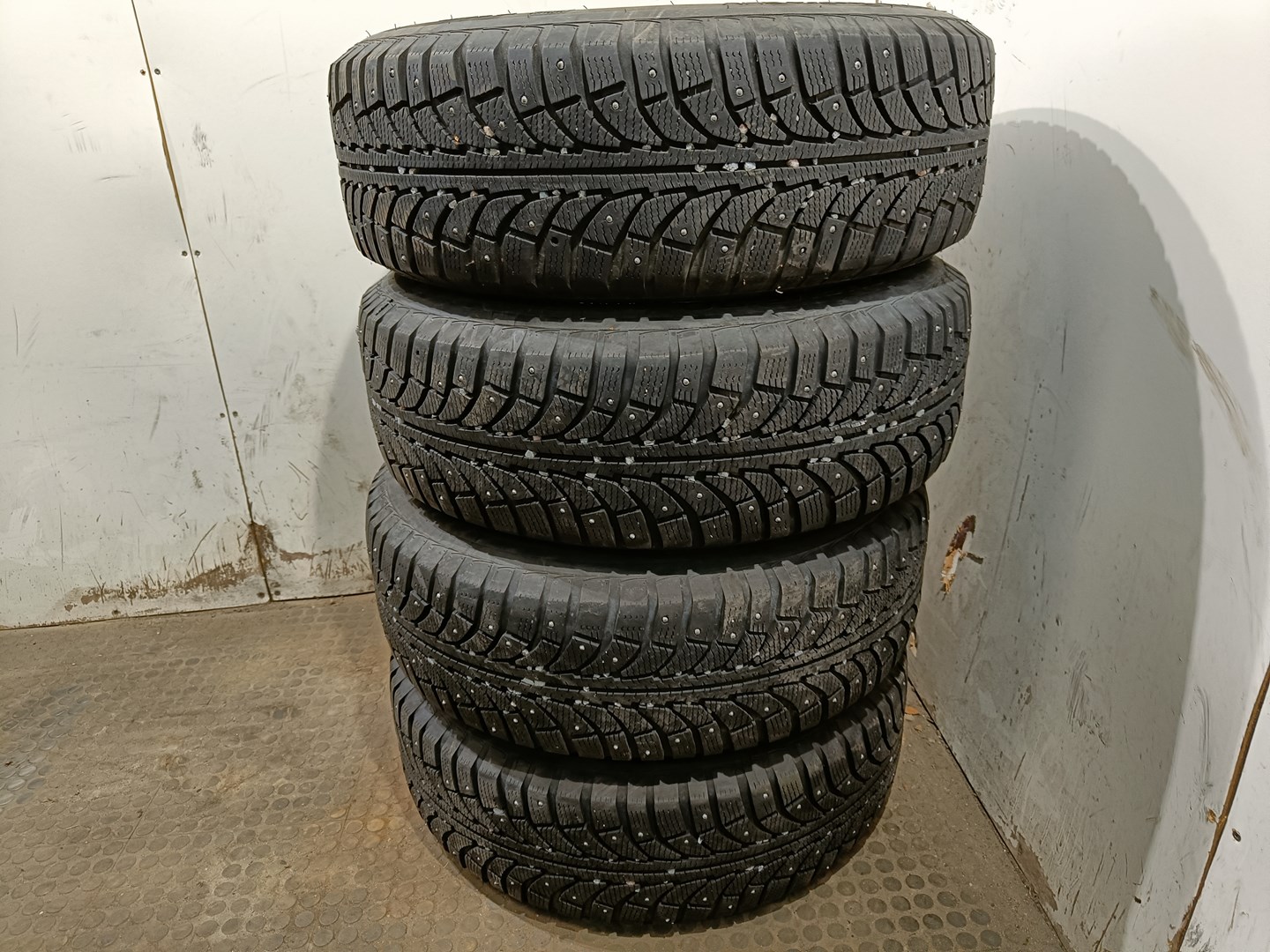 843332 - Image 3