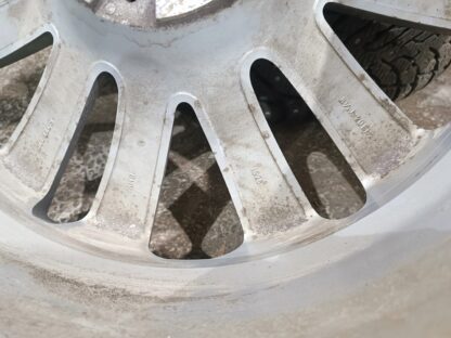 842470 - Image 9