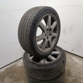 842471