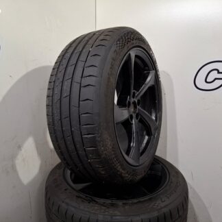 856068