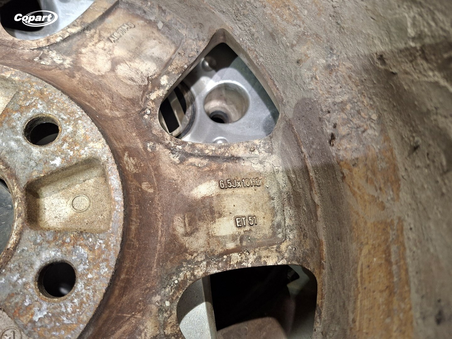 857014 - Image 3