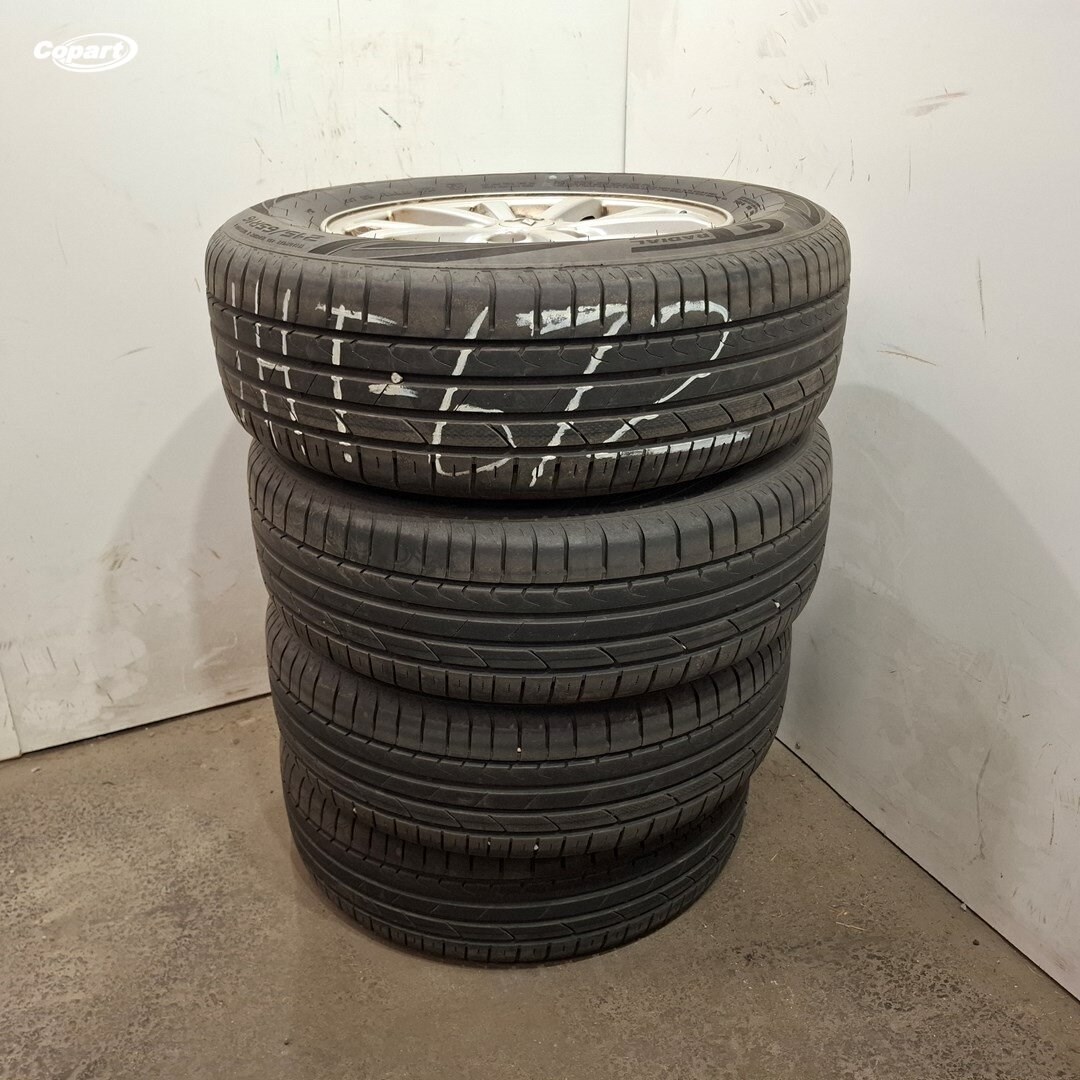 857287 - Image 3
