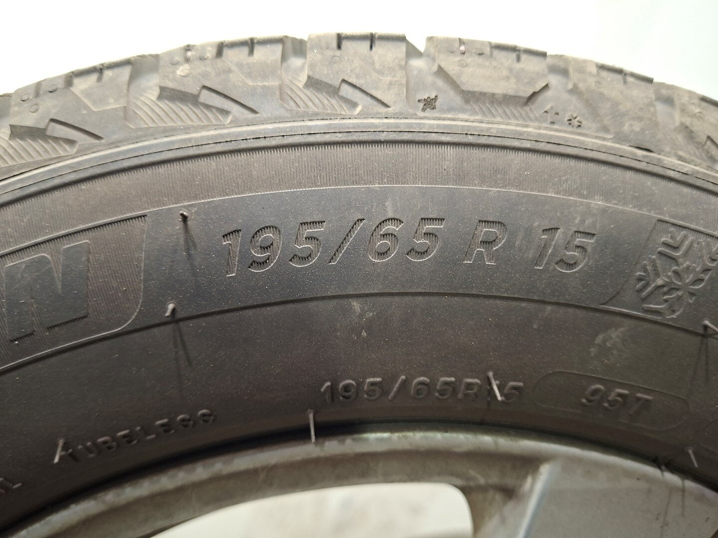 857426 - Image 3