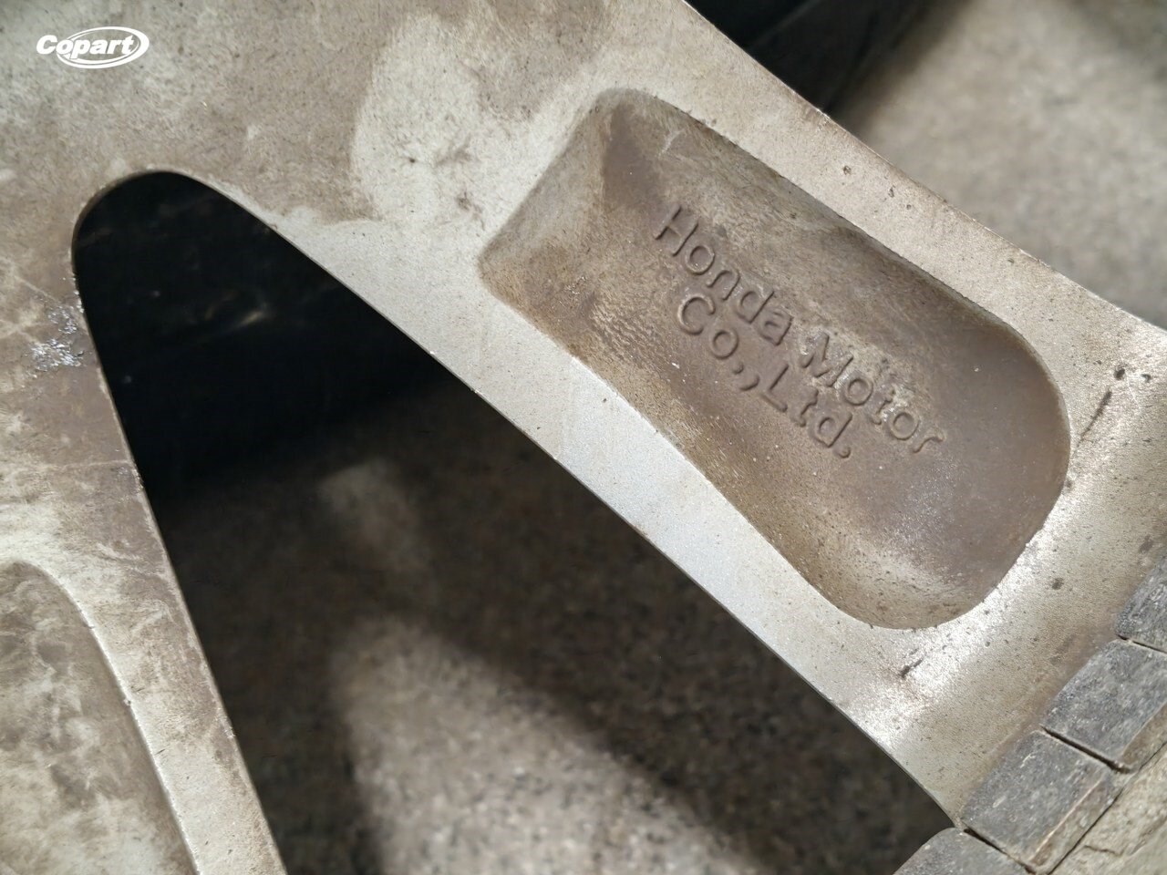 856690 - Image 7