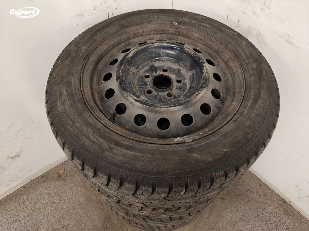 857460 - Image 2